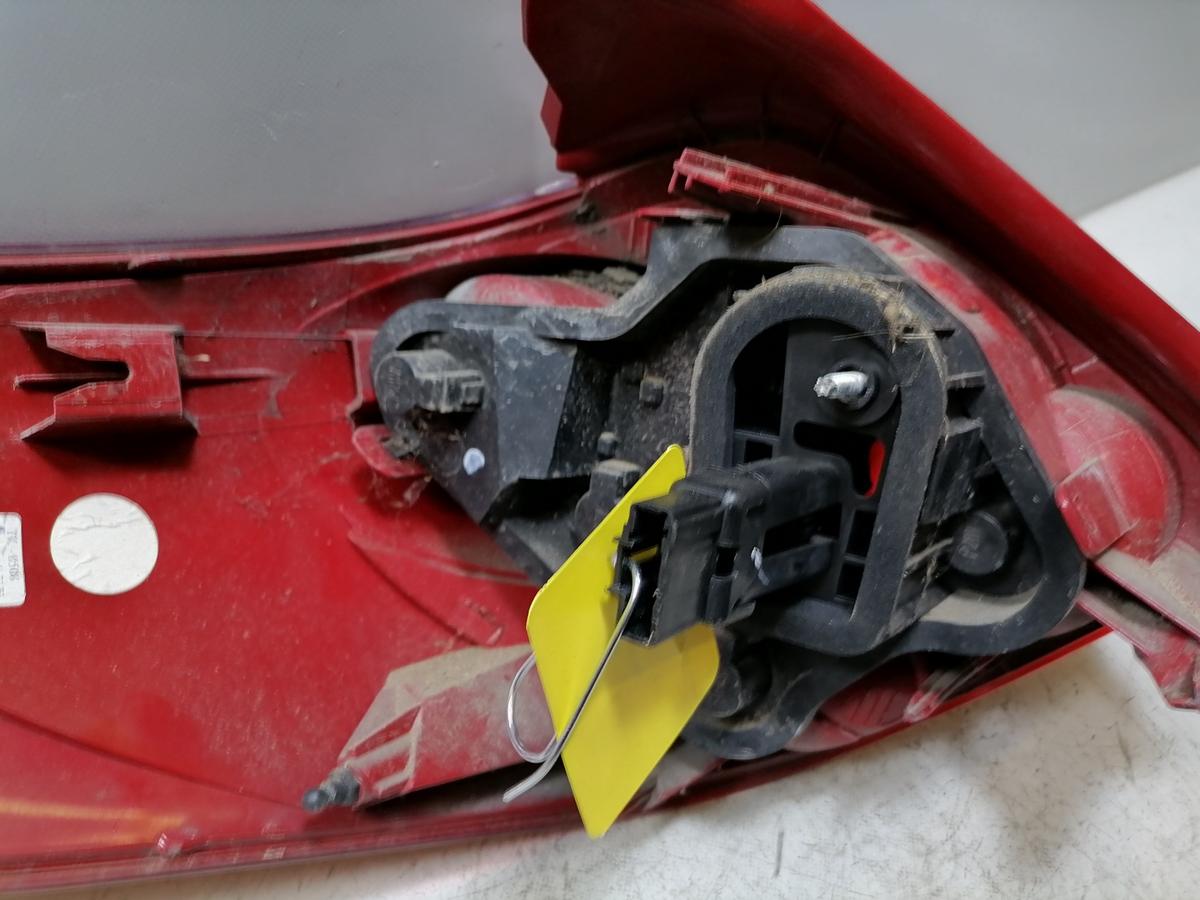 Peugeot 207SW original R&uuml;cklicht R&uuml;ckleuchte Schlussleuchte rechts Kombi Bj.2009